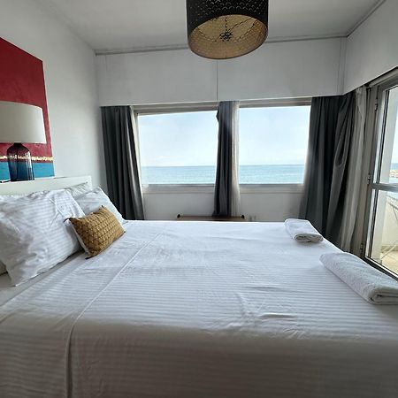 2Br Seafront Apt In City Center With Community Pool Larnaka Exterior foto